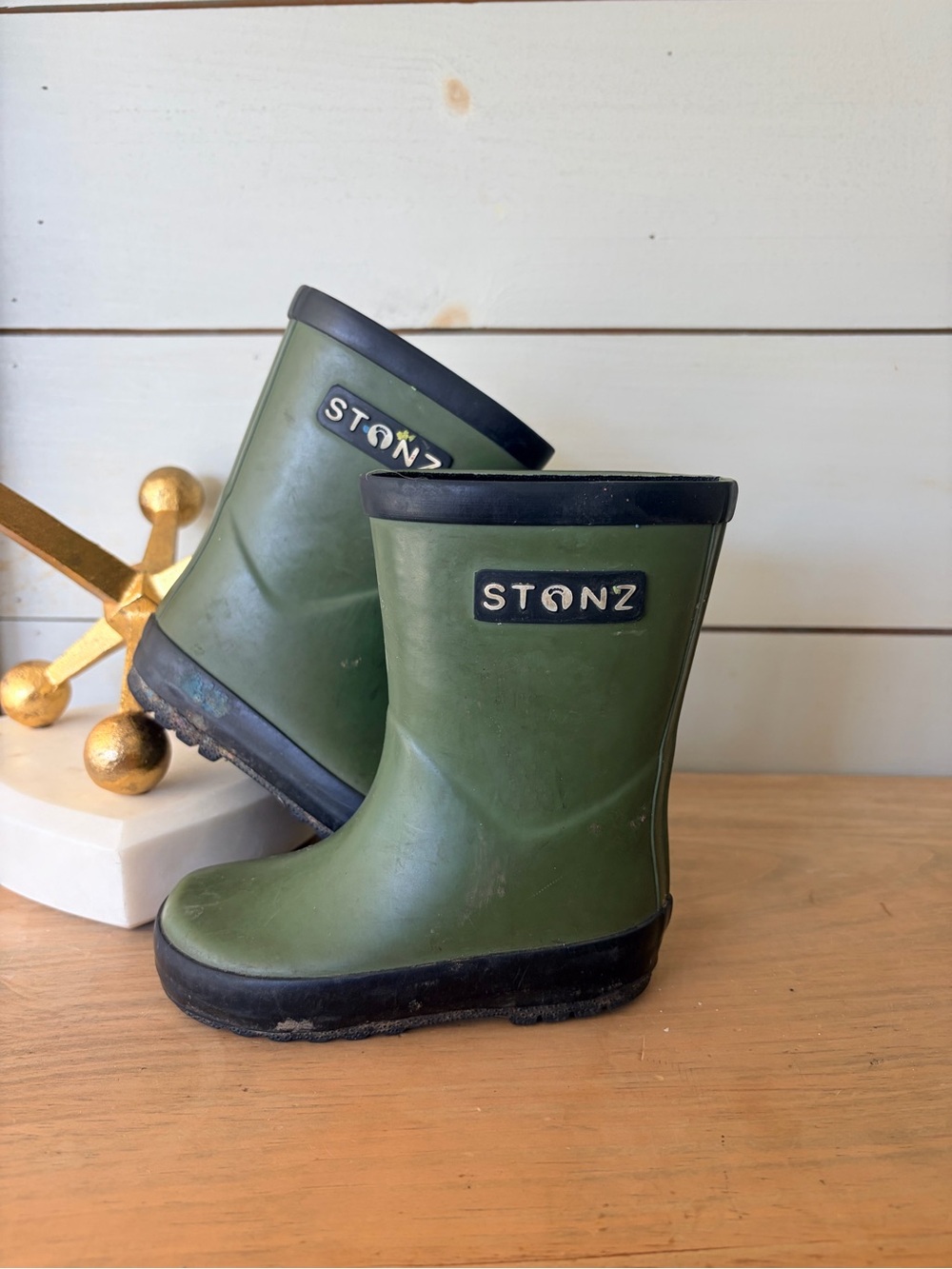 Stonz Olive Green Toddler Rain Boots Size 4
